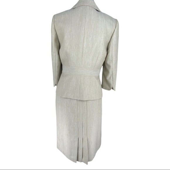 Tahari Women's Neutral Tan Herringbone Career Blazer‎ & Skirt Suit Set 6/C36/W30 - Picture 4 of 16